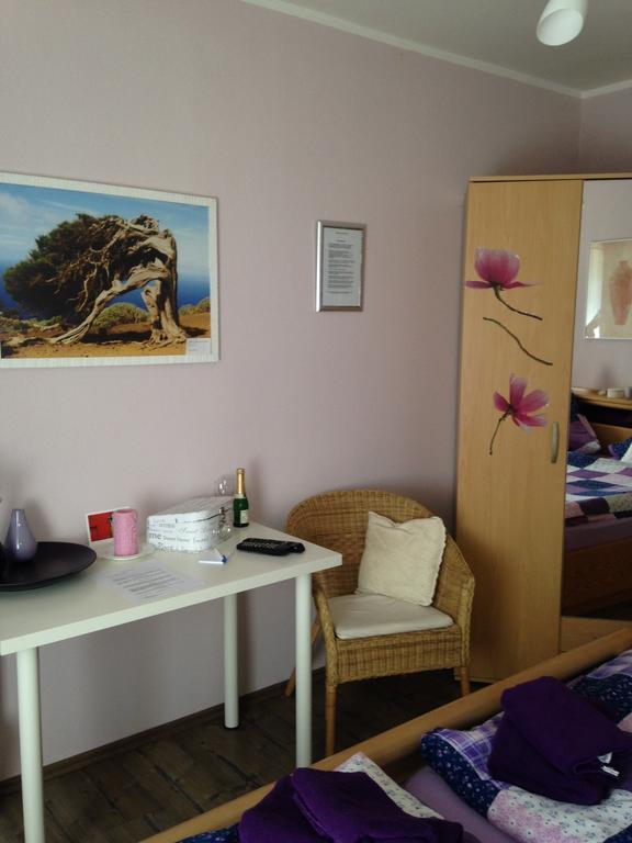 Hotel Haus Silbertal Much Pokoj fotografie